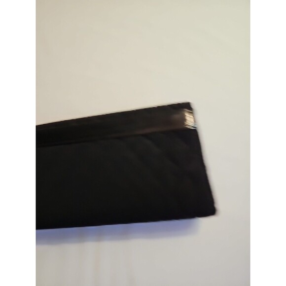 Vera Bradley Black Quilted Trifold Wallet Snap Closure 7" x 5" - Picture 3 of 9